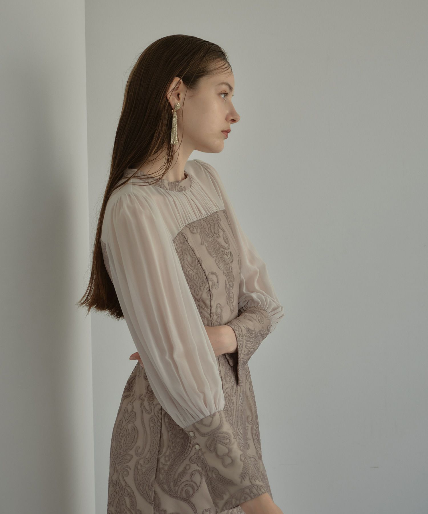 アンドレスド ダマスクギャザードレス 結婚式 お呼ばれ ドレス