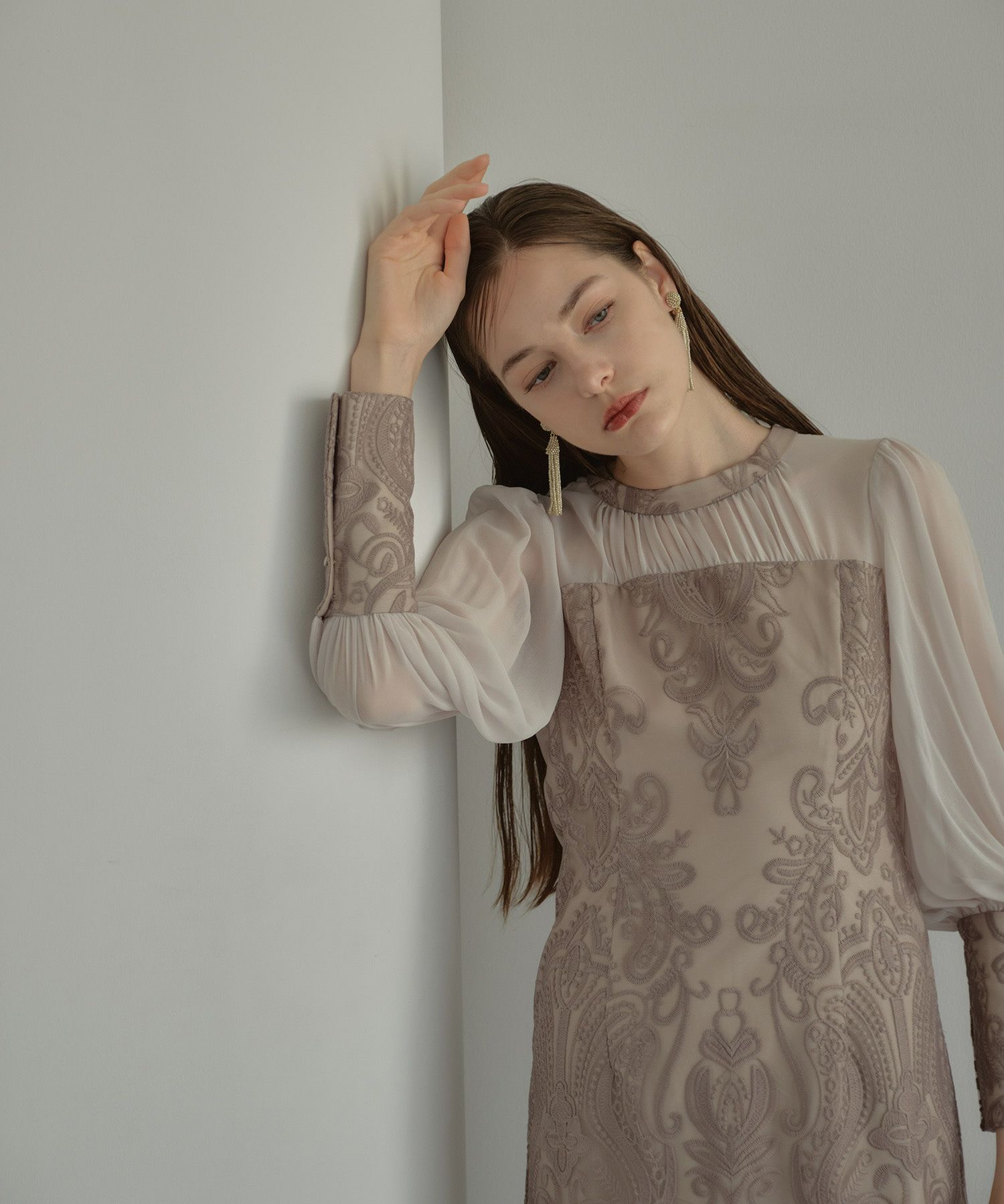 アンドレスド ダマスクギャザードレス 結婚式 お呼ばれ ドレス