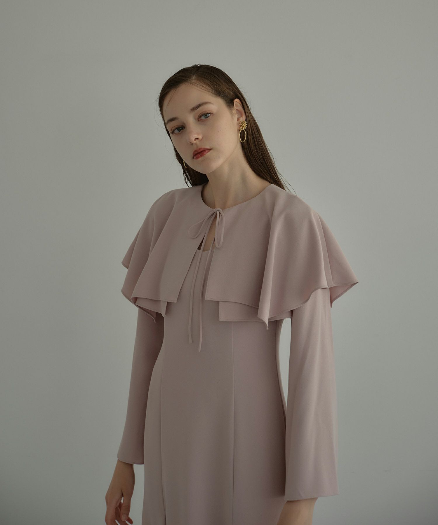 アンドレスド ワントーンケープドレス 結婚式 お呼ばれ ドレス