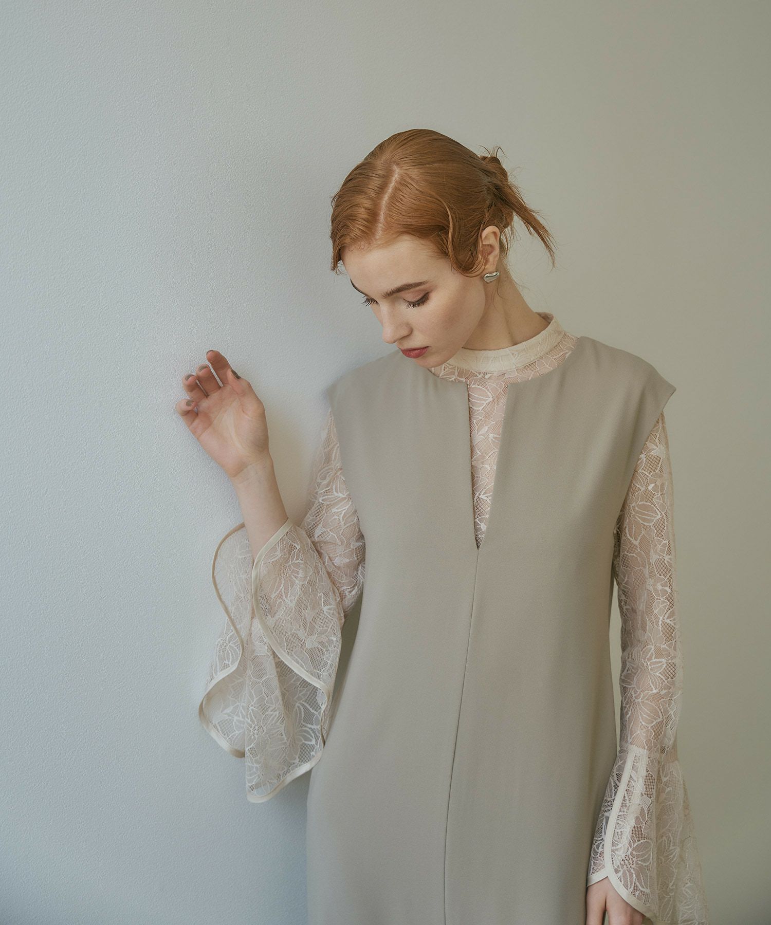 bell sleeve slit dress | ANDRESD 