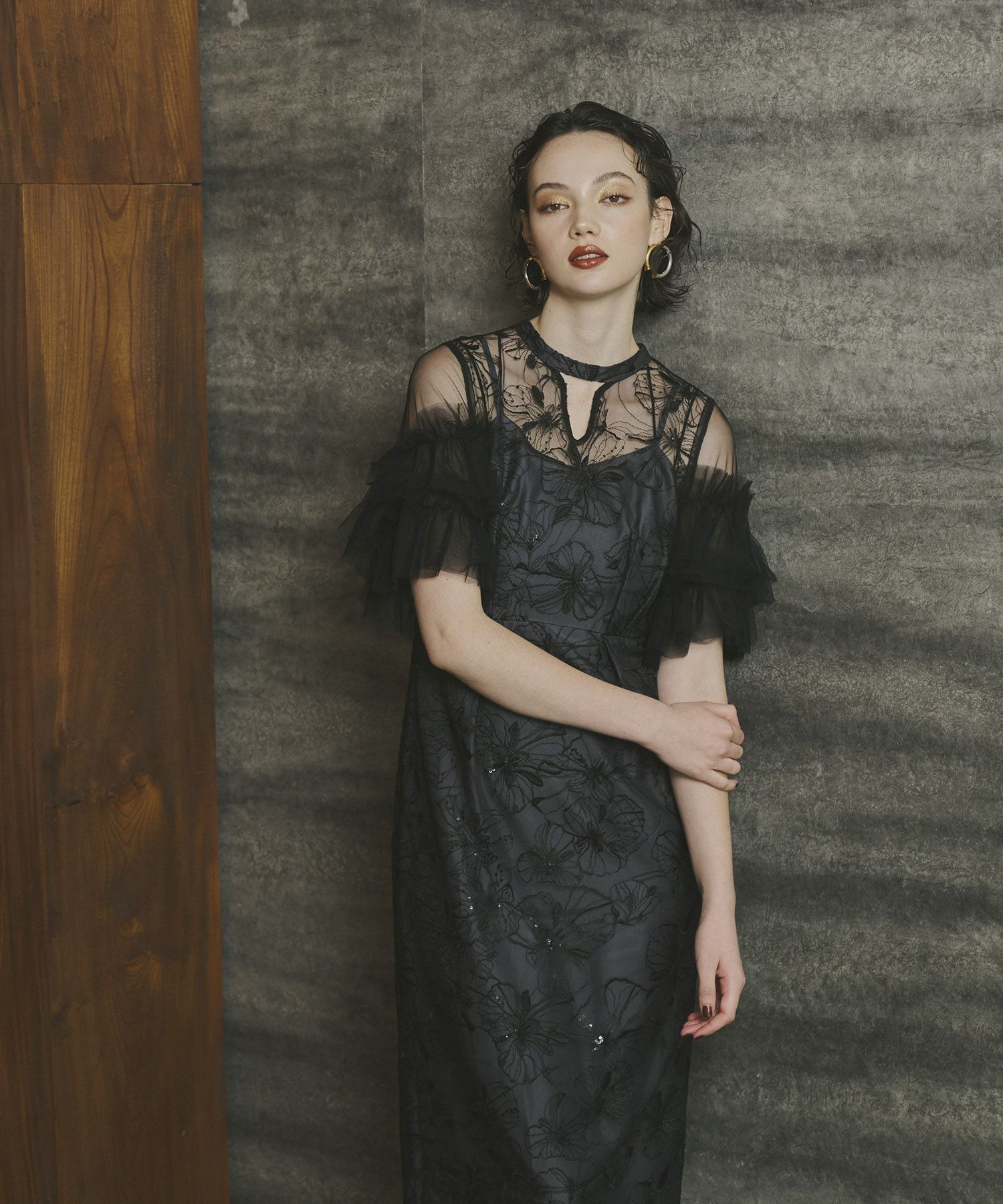 key neck embroidery dress | ANDRESD 