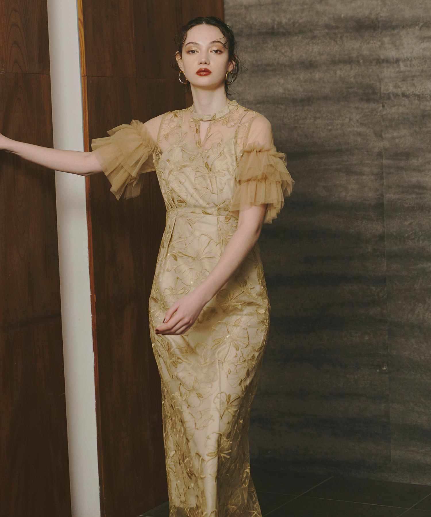 key neck embroidery dress | ANDRESD