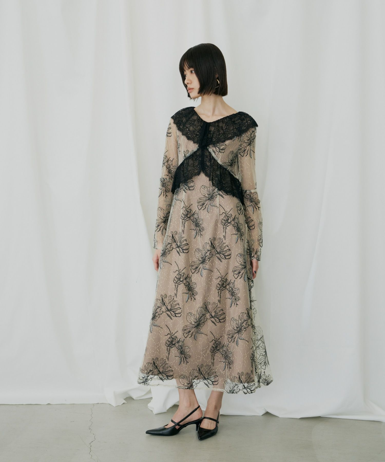 cross lace flower dress | ANDRESD